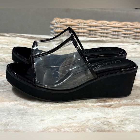 Women’s Coconuts by MATISSE Layered black/clear platform wedge sandal- Size 8 - Picture 6 of 10
